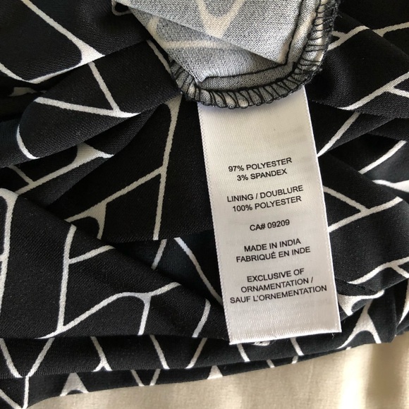 Cleo Geo Pattern 3/4 Sleeve Black&White Knee Length - Picture 5 of 9